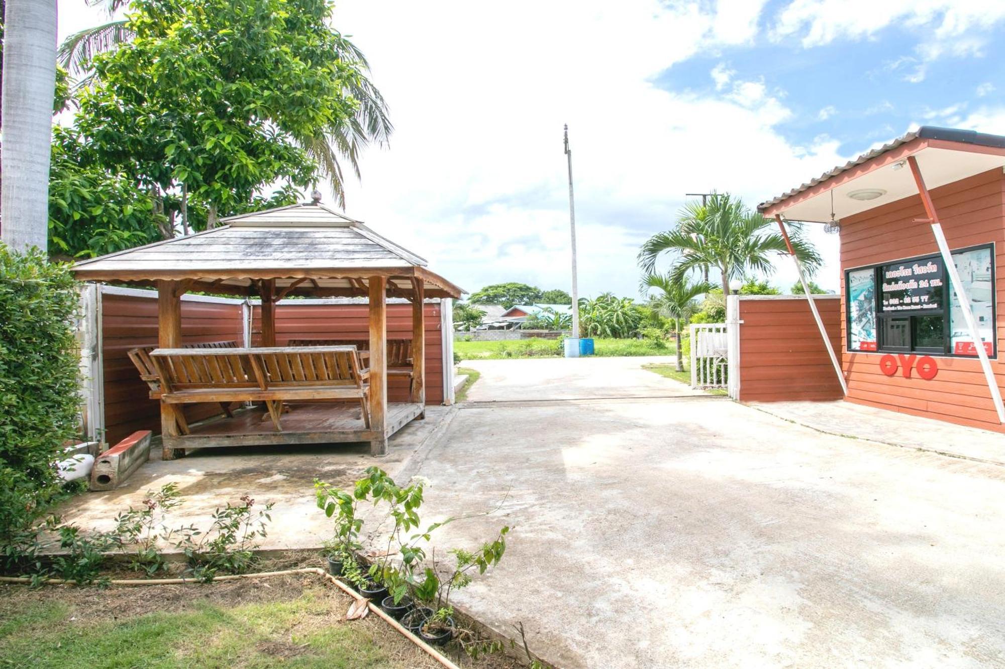 The Rome Resort Pran Buri Extérieur photo